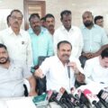 telangana-activists-are-leaving-the-brs-party-unable-to-bear-the-insults