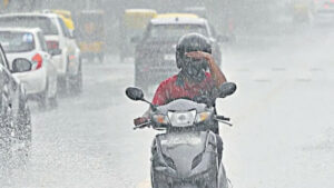 meteorological-department-issued-yellow-alert-for-8-districts-in-telangana